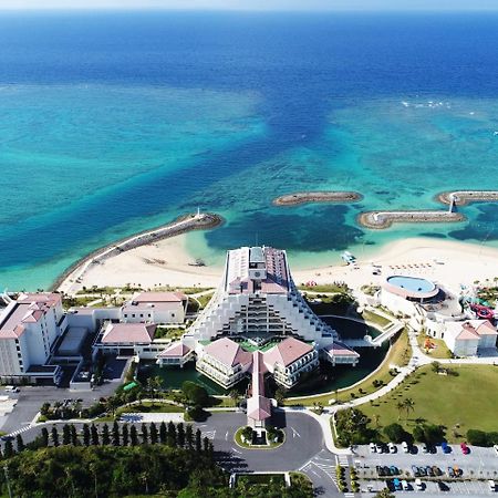 Sheraton Okinawa Sunmarina Resort Onna Eksteriør bilde