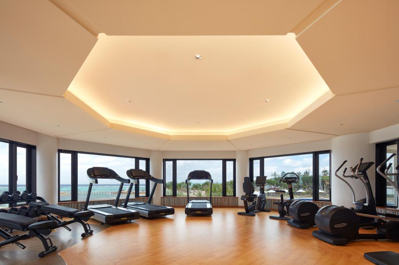 Sheraton Okinawa Sunmarina Resort Onna Eksteriør bilde