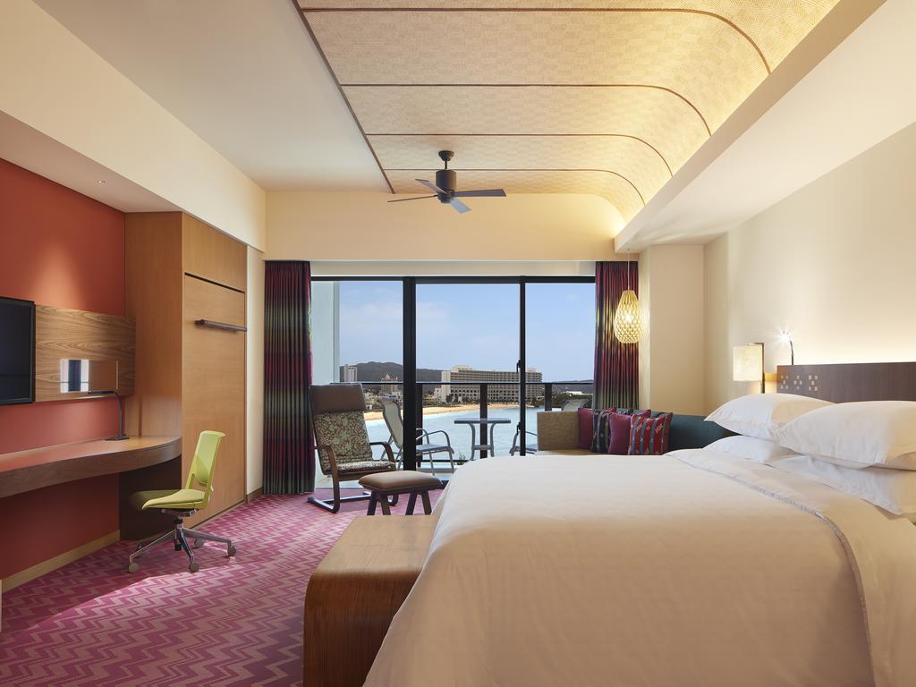 Sheraton Okinawa Sunmarina Resort Onna Eksteriør bilde