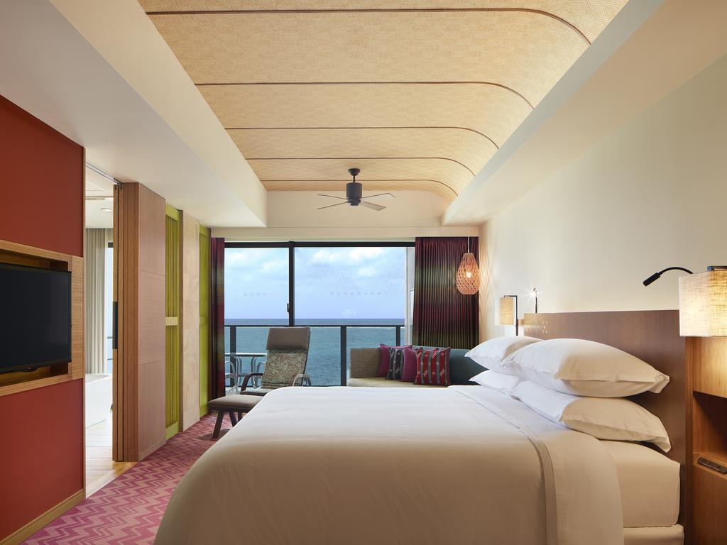Sheraton Okinawa Sunmarina Resort Onna Eksteriør bilde