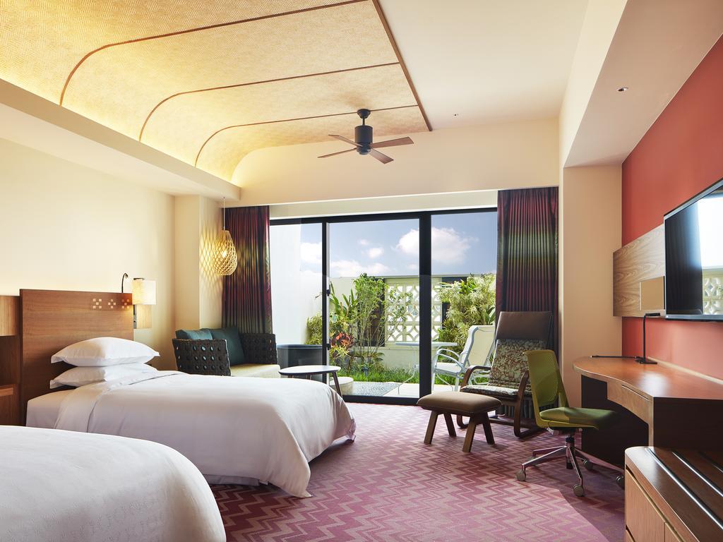 Sheraton Okinawa Sunmarina Resort Onna Eksteriør bilde