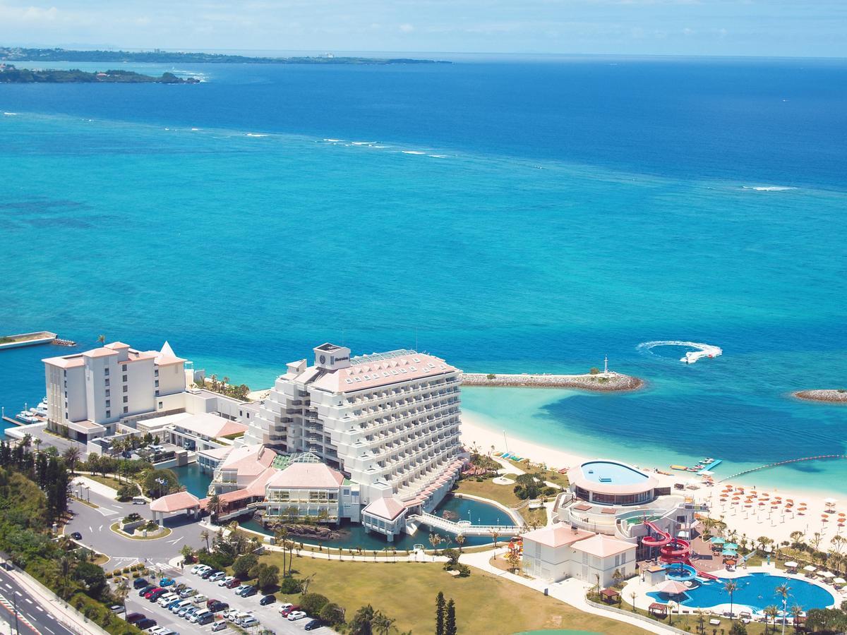 Sheraton Okinawa Sunmarina Resort Onna Eksteriør bilde