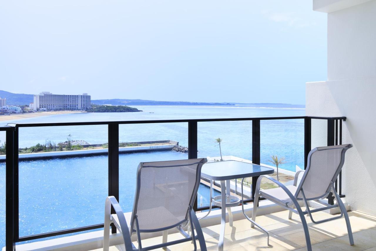 Sheraton Okinawa Sunmarina Resort Onna Eksteriør bilde