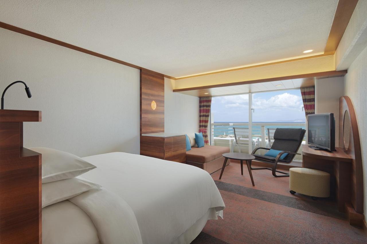 Sheraton Okinawa Sunmarina Resort Onna Eksteriør bilde