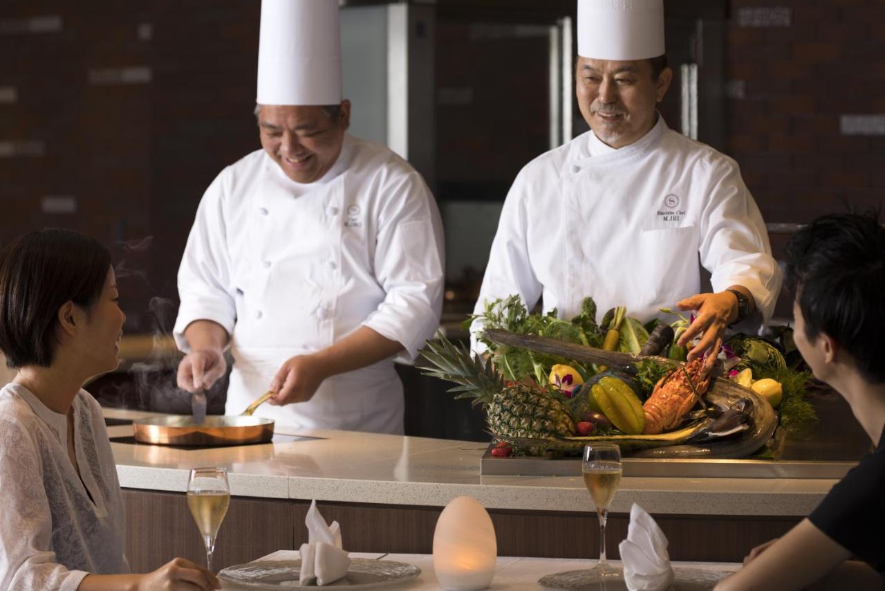 Sheraton Okinawa Sunmarina Resort Onna Eksteriør bilde