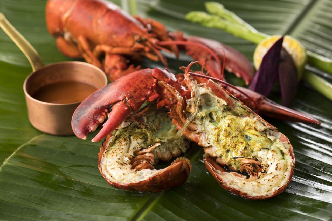 Sheraton Okinawa Sunmarina Resort Onna Eksteriør bilde